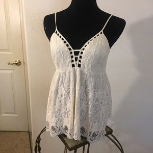 forever 21 lace creme, adjustable shoulder straps